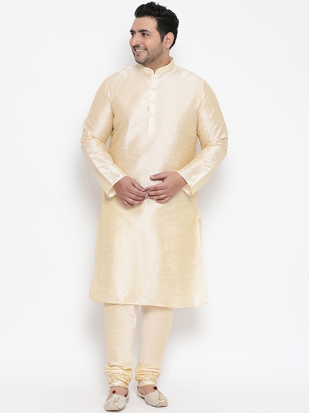 KISAH PLUS Men Beige Solid Kurta with Churidar