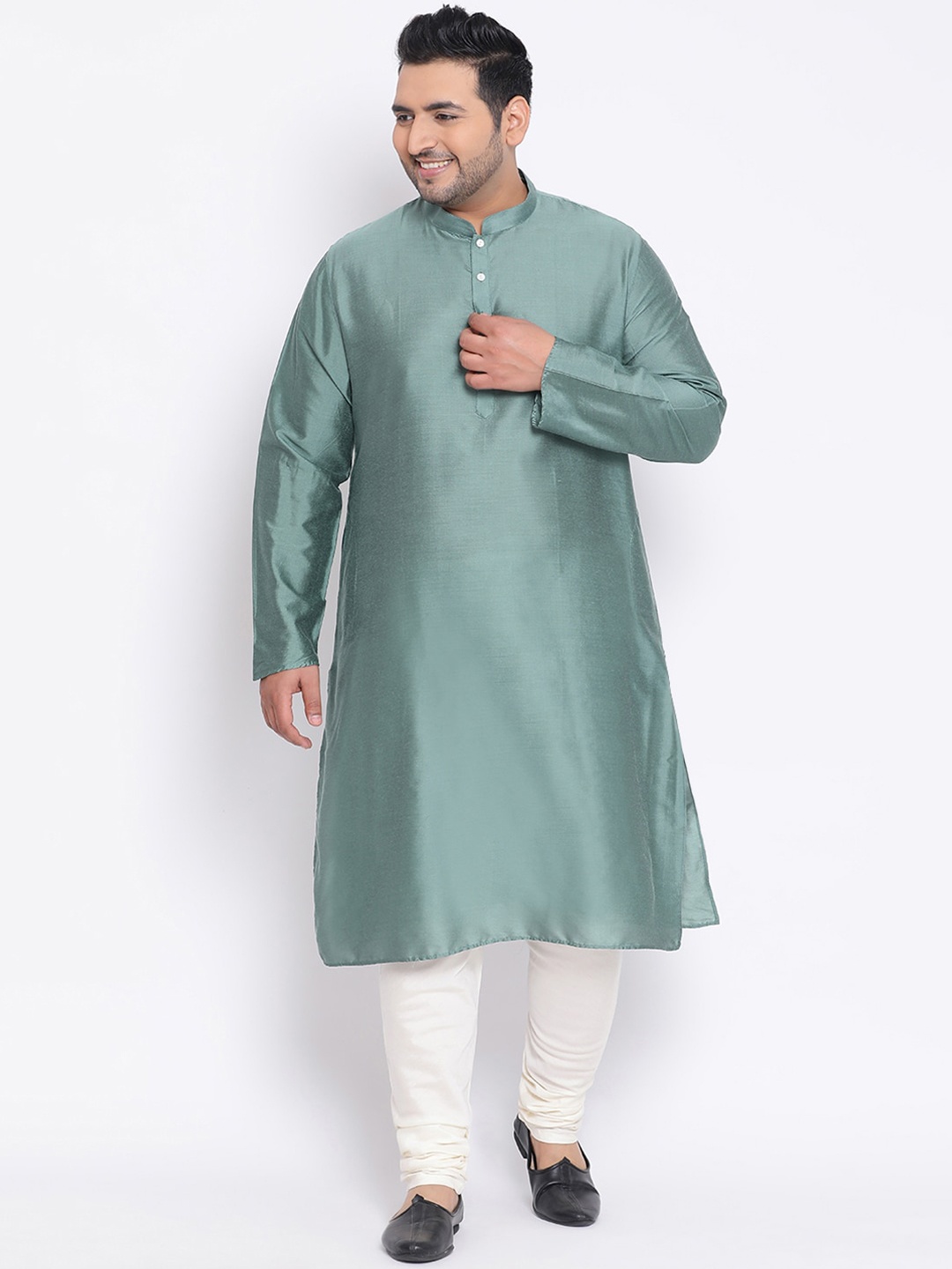

KISAH PLUS Men Olive Green Solid Kurta with Churidar