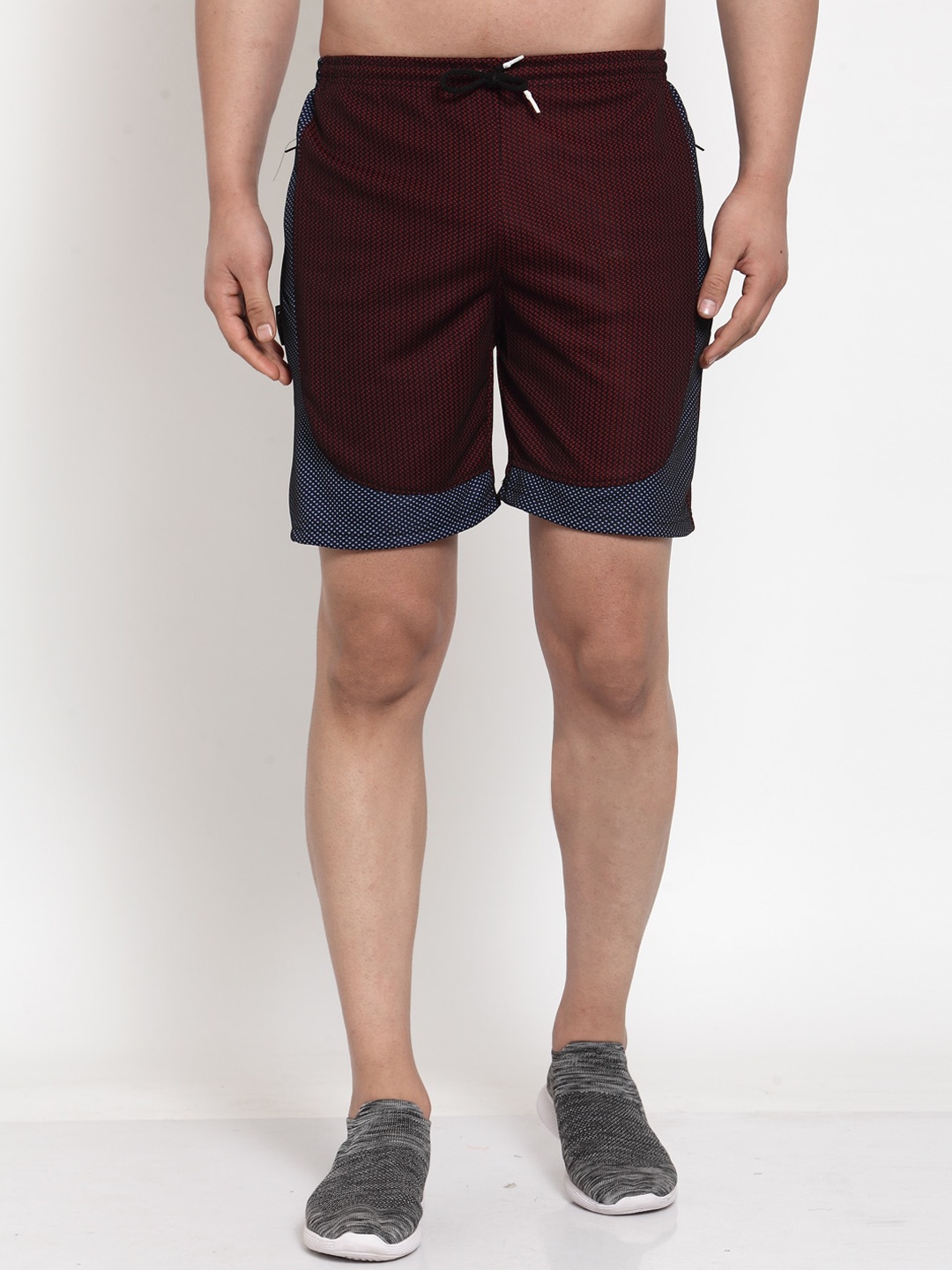 

KLOTTHE Men Maroon Solid Regular Fit Sports Shorts