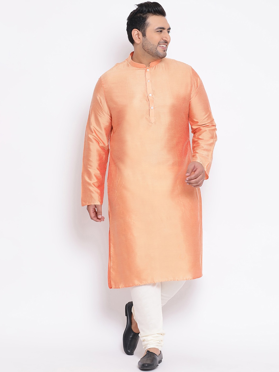 

KISAH PLUS Men Peach-Coloured & Cream-Coloured Solid Kurta with Churidar