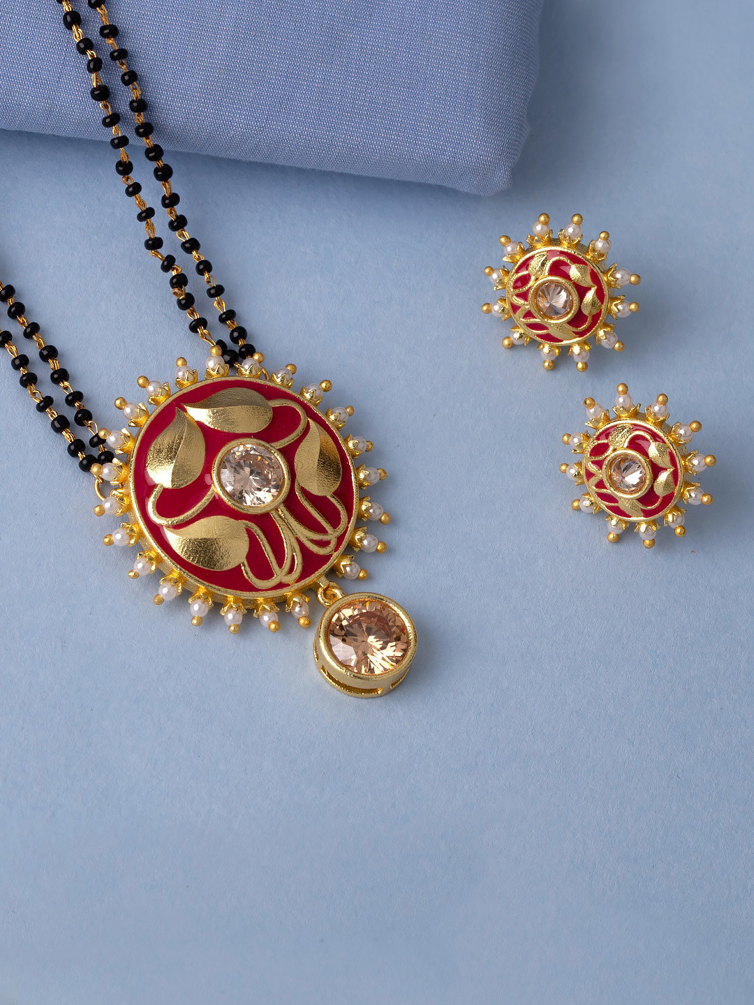 

Voylla Maroon & Black Gold-Plated Stone Studded & Beaded Mangalsutra With Earrings
