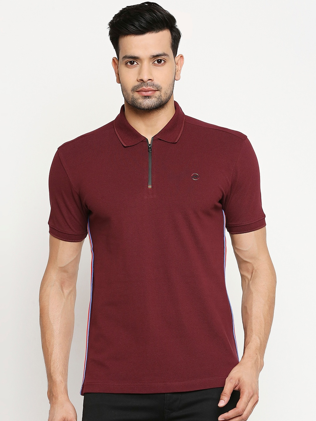 

Mufti Men Red Solid Polo Collar T-shirt
