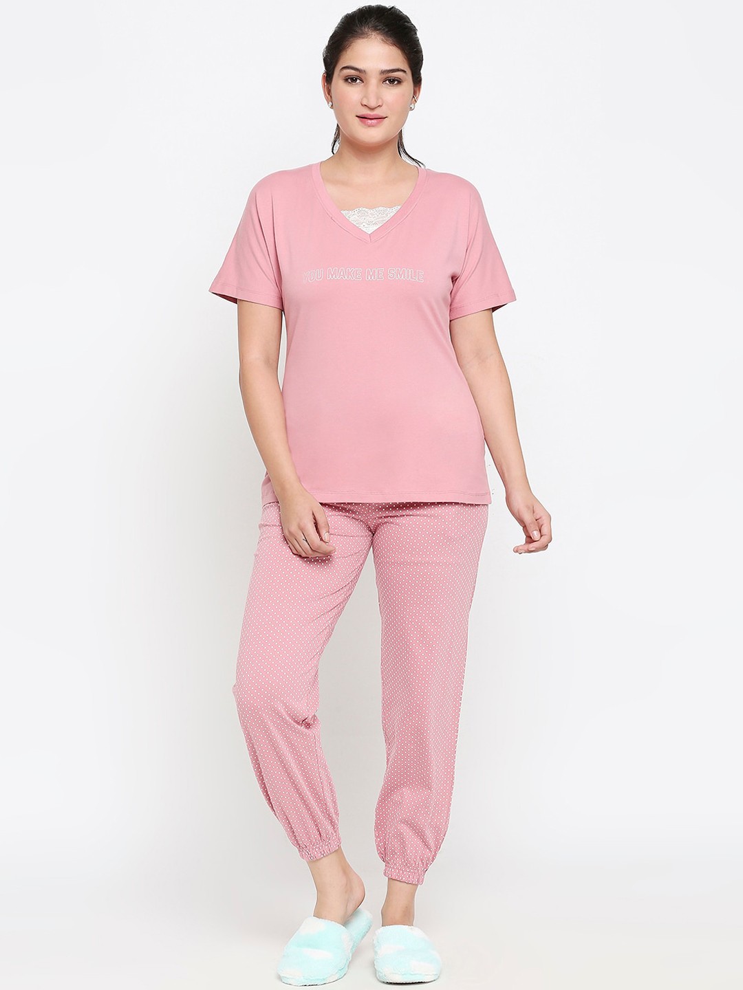

XIN Women Pink & White Printed Night suit