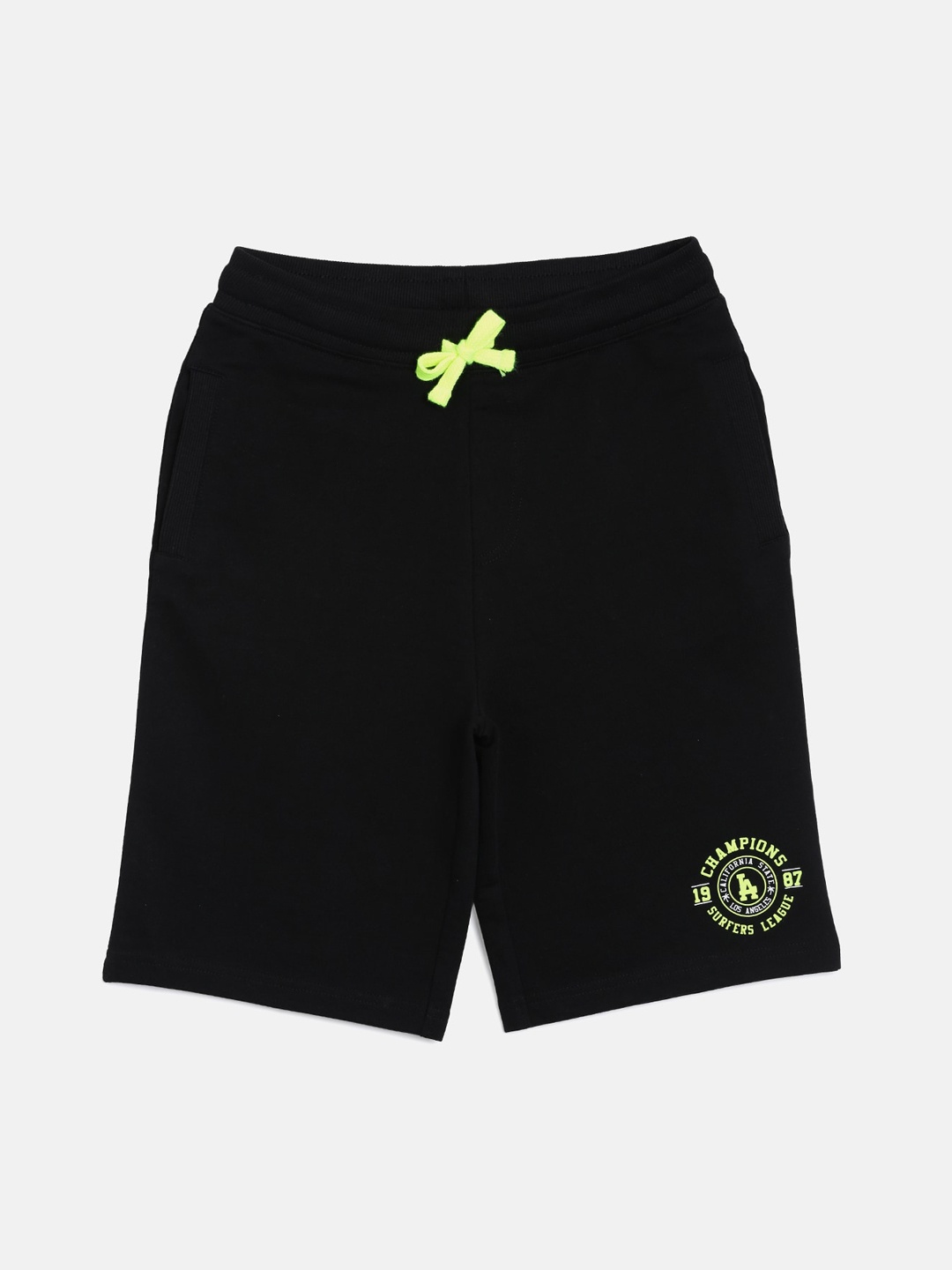 

3PIN Boys Black Solid Regular Fit Regular Shorts