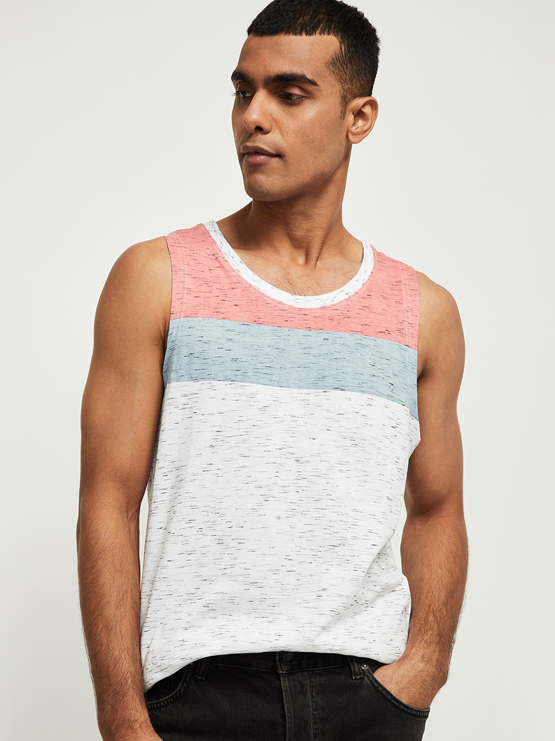

max Men White & Blue Self Design Striped Round Neck T-shirt