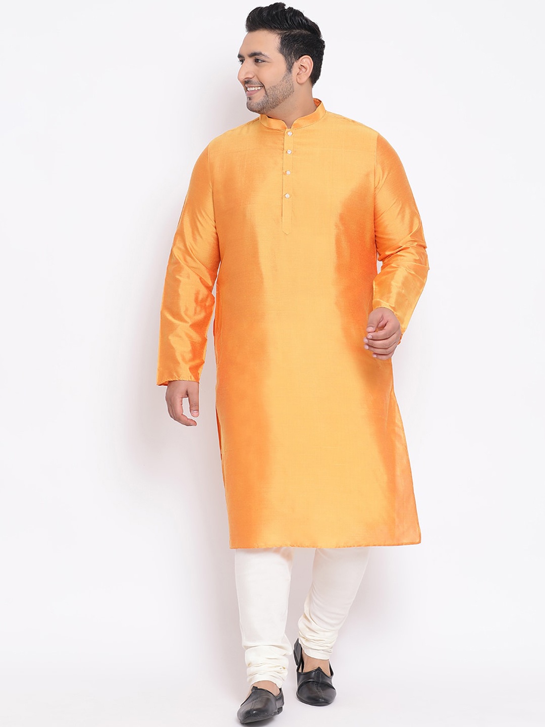 KISAH PLUS Men Orange & White Solid Kurta with Churidar