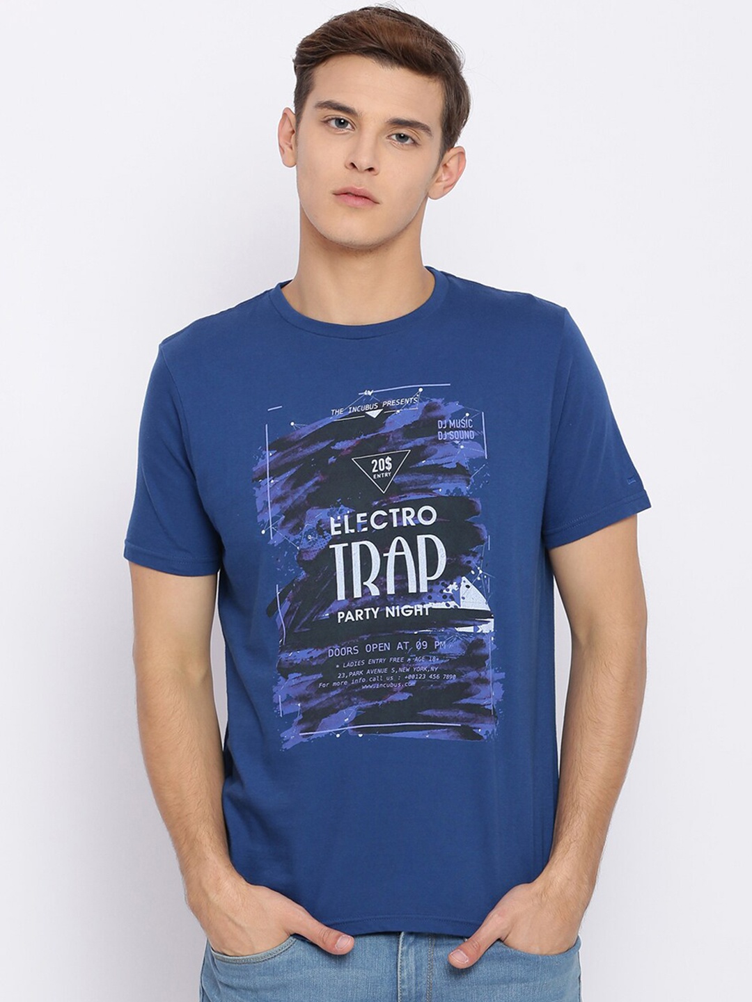 

Basics Men Blue Printed Round Neck T-shirt