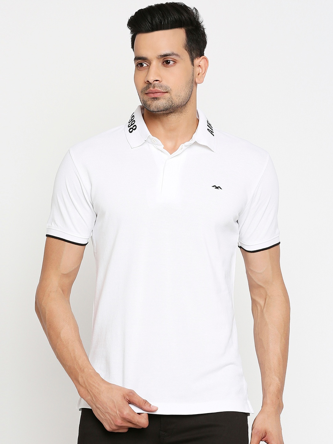 

Mufti Men White Solid Cotton Polo Collar Pure Cotton T-shirt