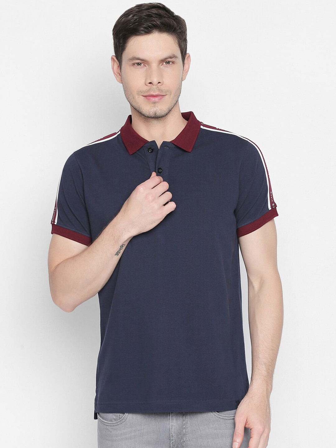 

Basics Men Navy Blue Solid Mandarin Collar T-shirt