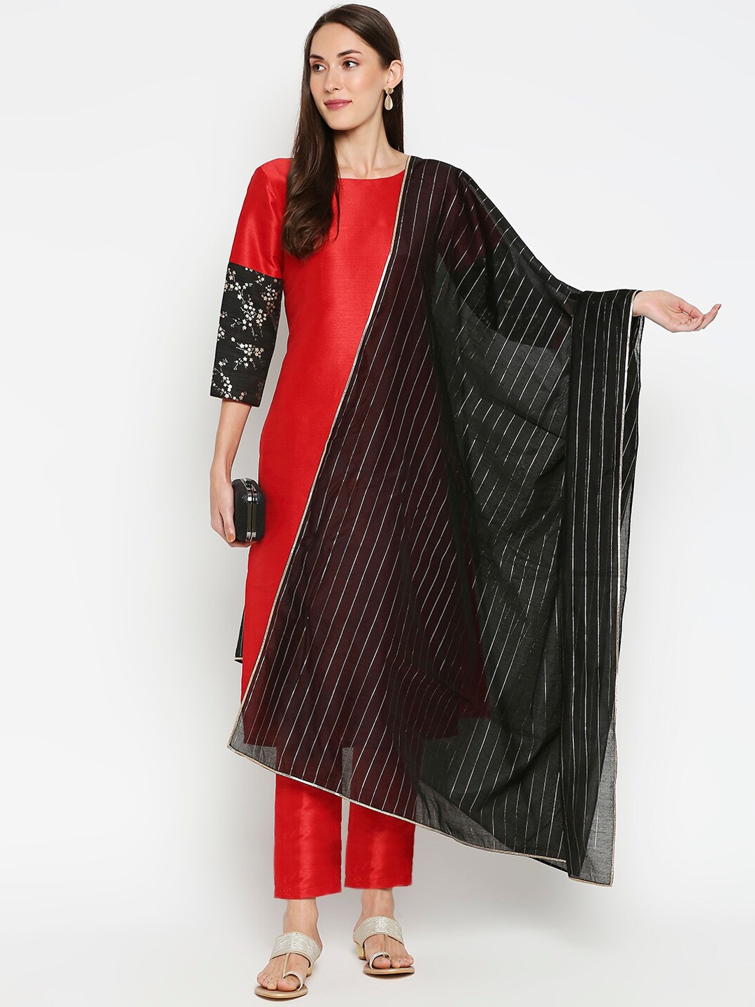 

Desi Weavess Women Red