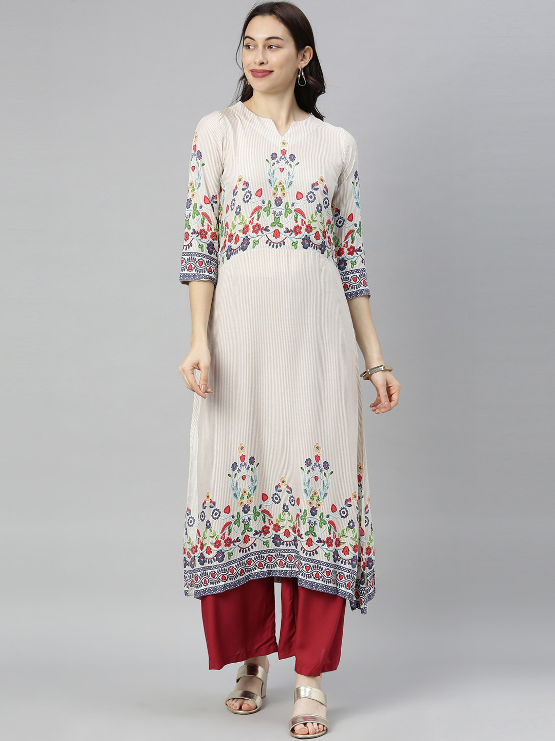 

Neerus Women Cream-Coloured Floral Printed Kurta