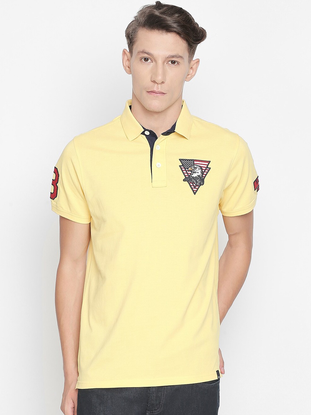 

Basics Men Yellow Solid Round Neck T-shirt