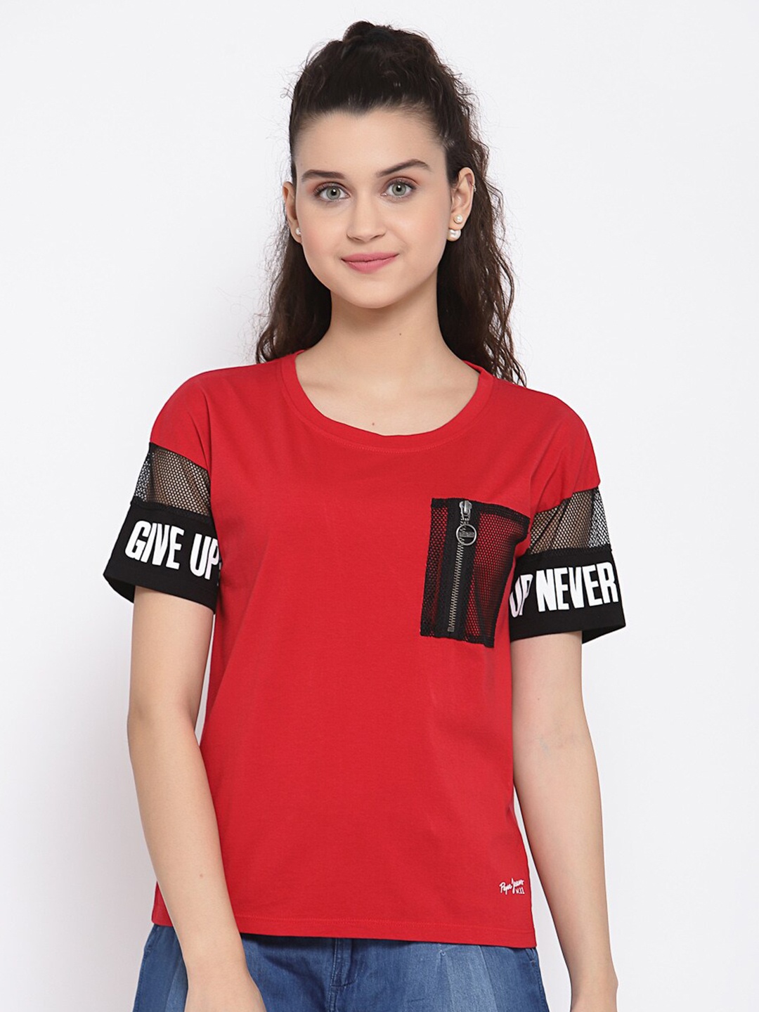 

Pepe Jeans Women Red Solid Round Neck Cotton Pure Cotton T-shirt