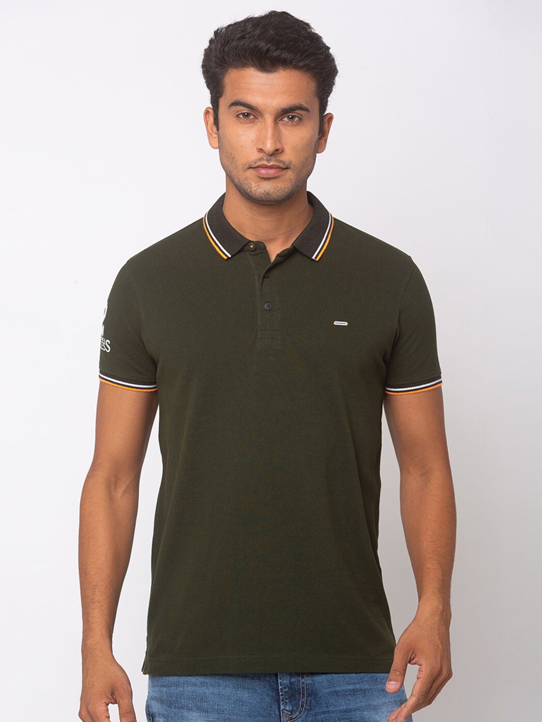 

SPYKAR Men Olive Green Solid Cotton Slim Fit Polo Collar T-shirt