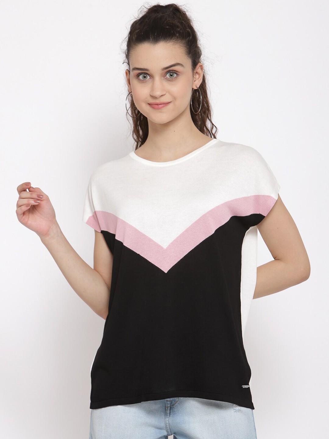 

Pepe Jeans Women Black Colourblocked Round Neck T-shirt