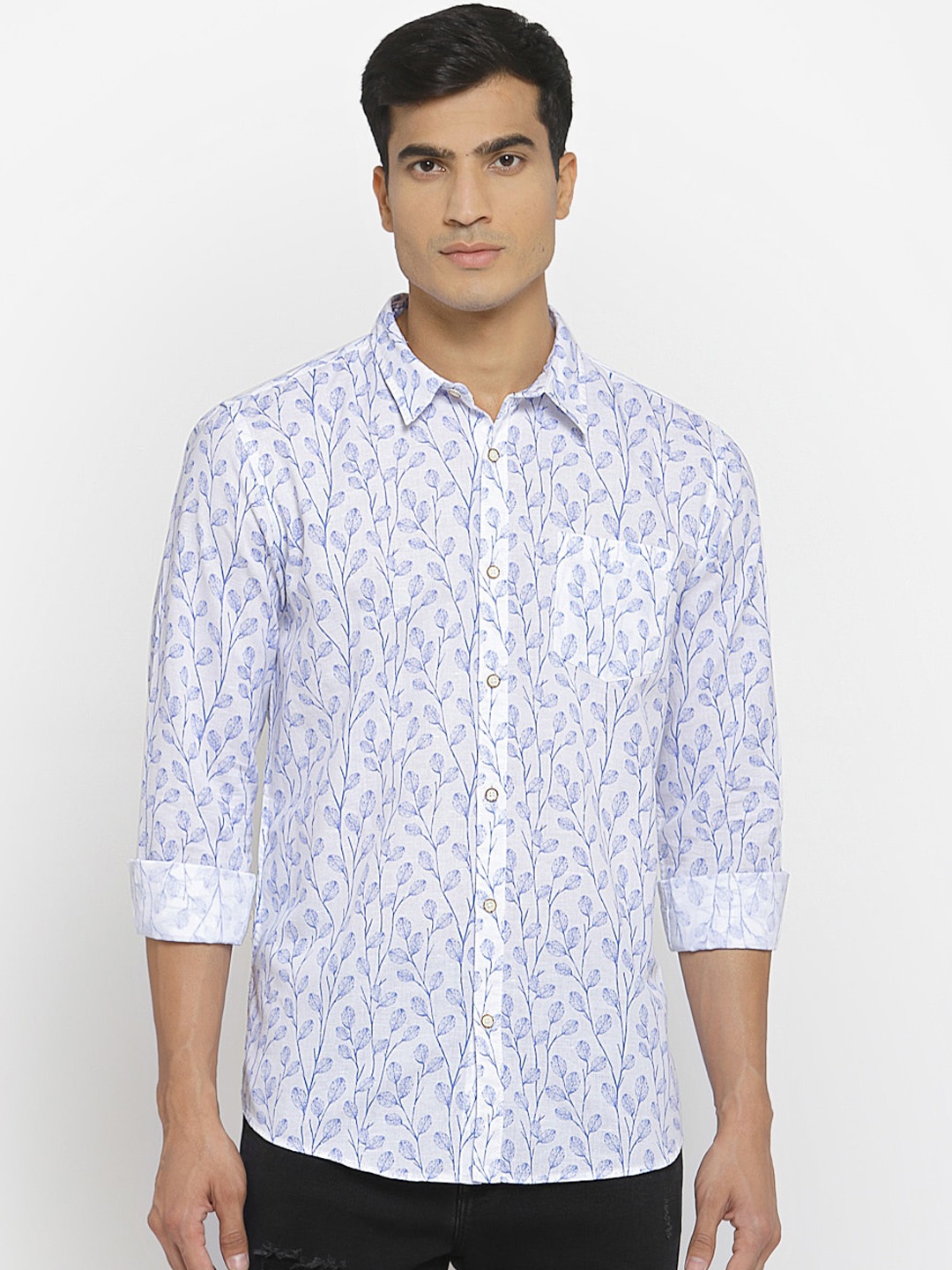 

Pepe Jeans Men White & Blue Regular Fit Printed Casual Shirt