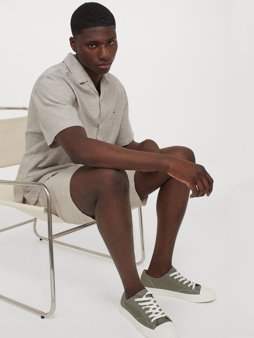 

H&M Beige Solid Men Regular Fit Resort Linen Blend Shirt