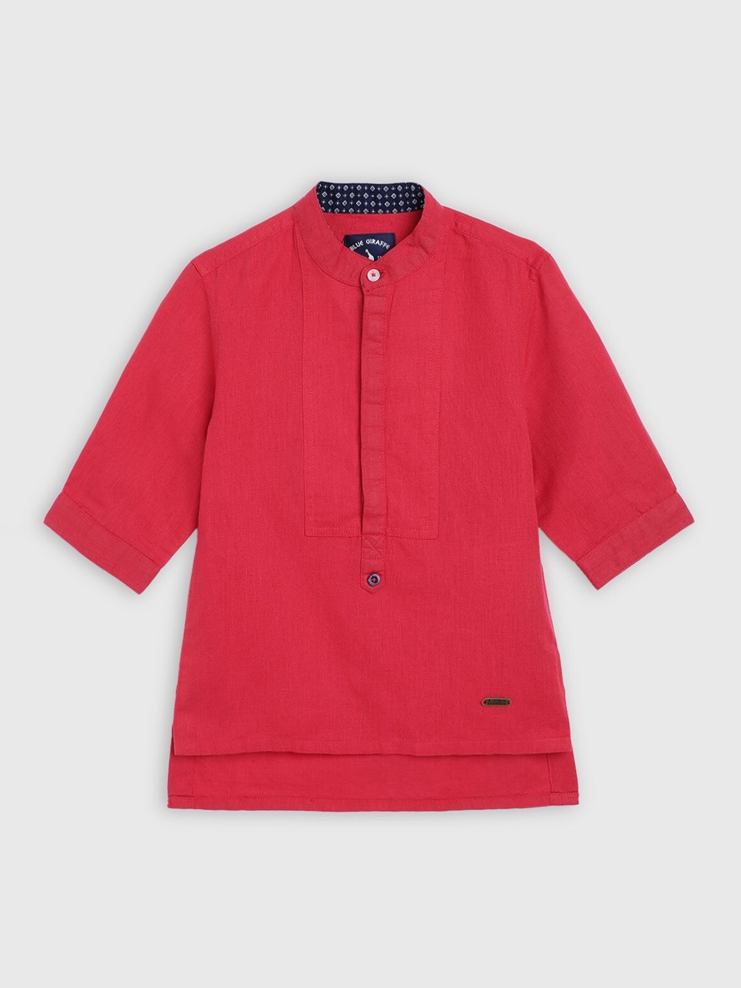 

Blue Giraffe Boys Red Regular Fit Solid Cotton Casual Shirt