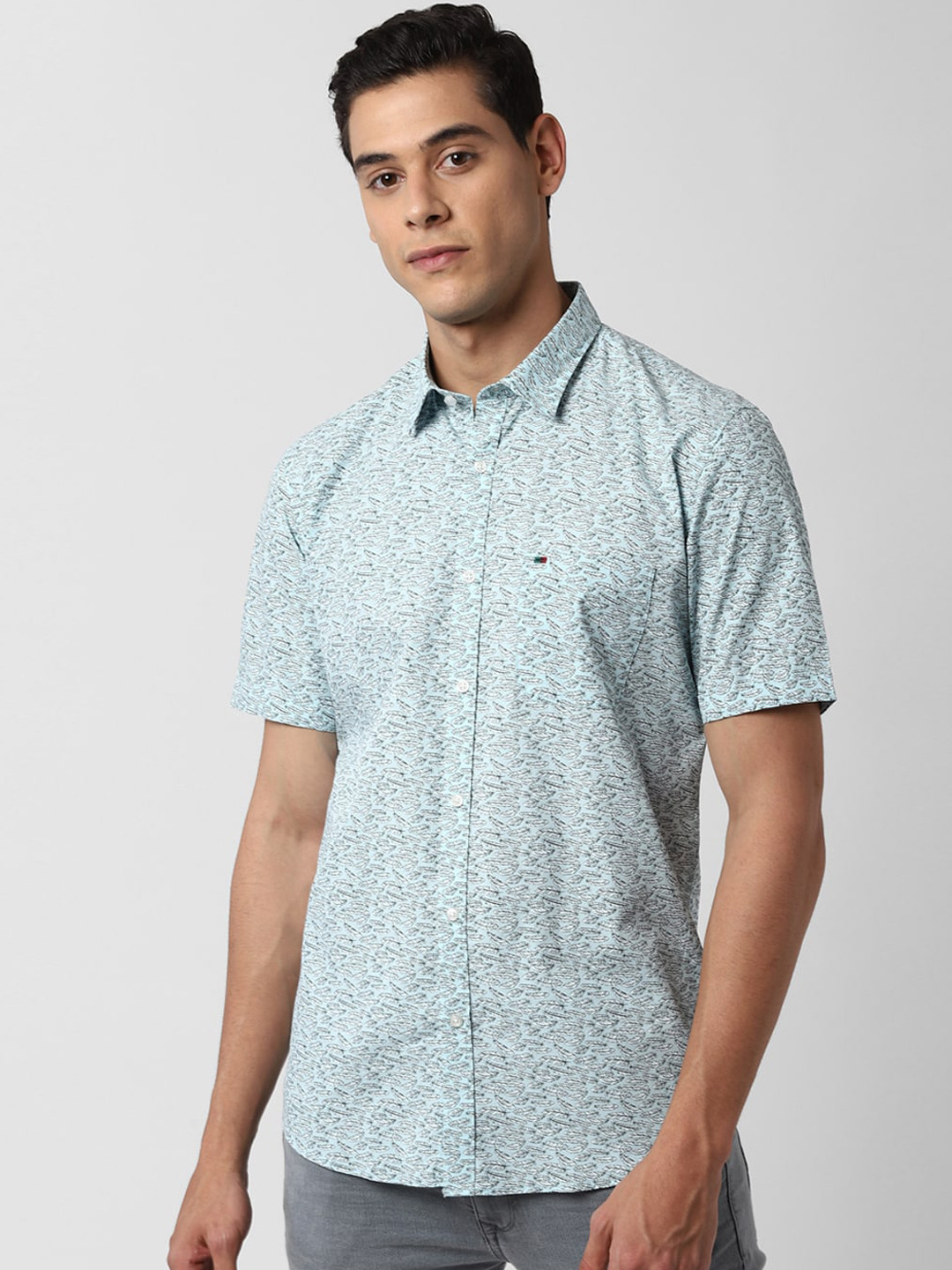 

Peter England Casuals Men Blue Slim Fit Printed Casual Shirt