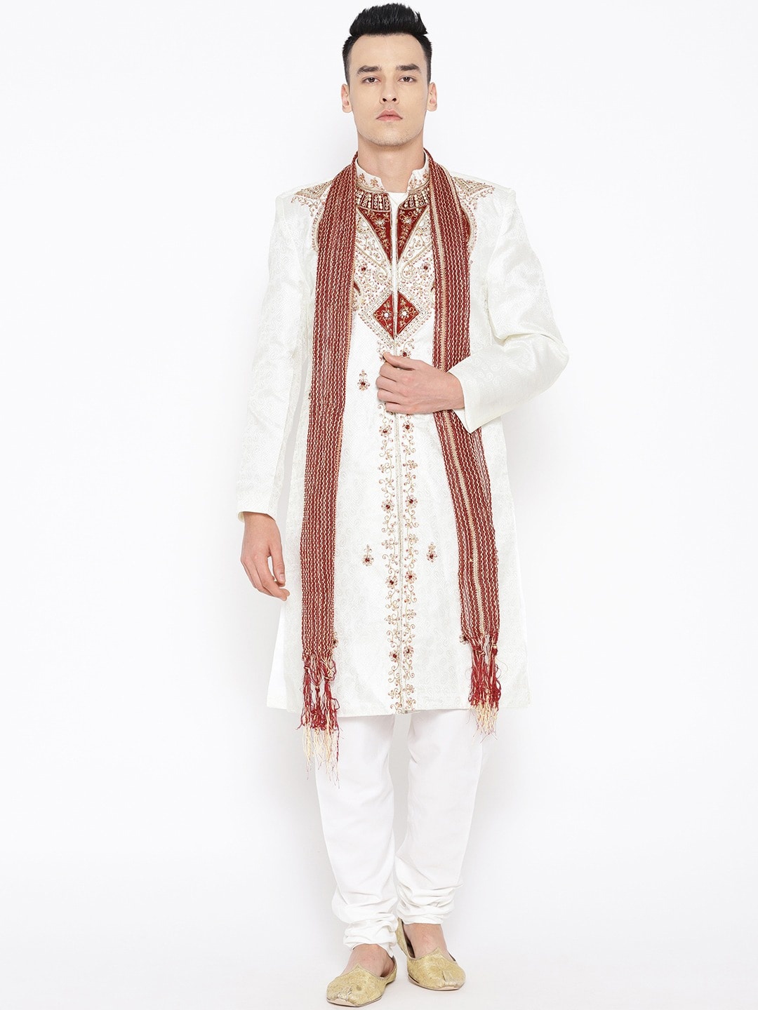 

SG LEMAN Men Cream-Coloured & Maroon Self-Design Silk Sherwani with Dupatta