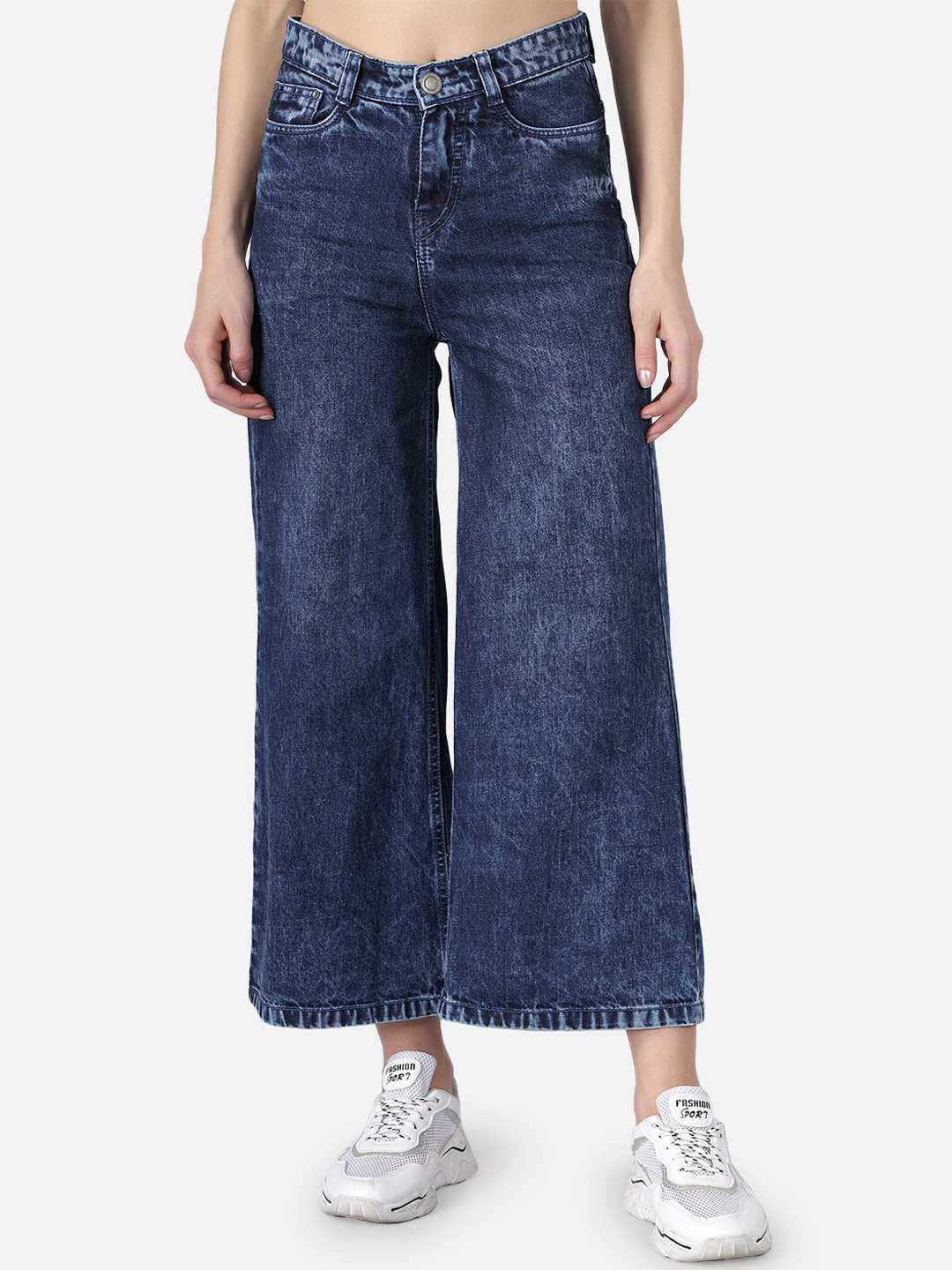 

The Dry State Women Navy Blue Relaxed Fit Light Fade Jeans