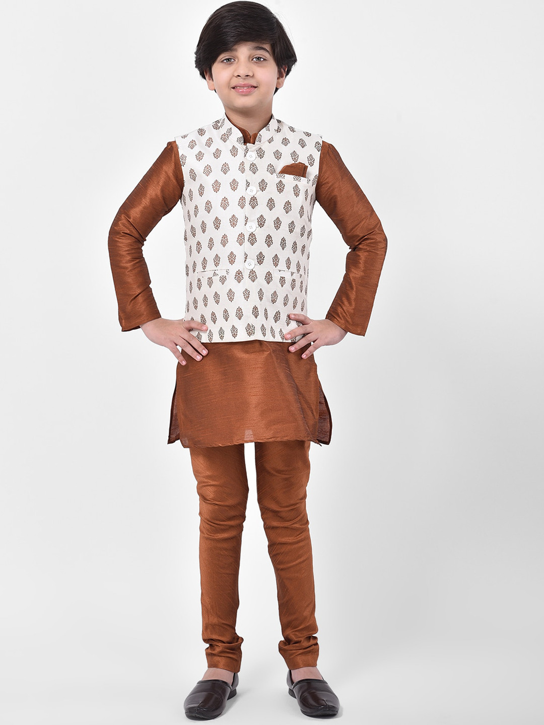 

DEYANN Boys Brown & Off White Straight Dupion Silk Kurta & Pyjamas With Nehru Jacket