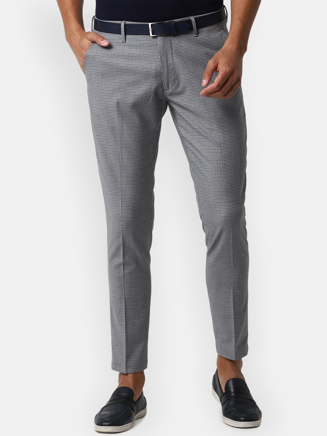 

Louis Philippe Sport Men Grey & Navy Blue Slim Fit Checked Regular Trousers