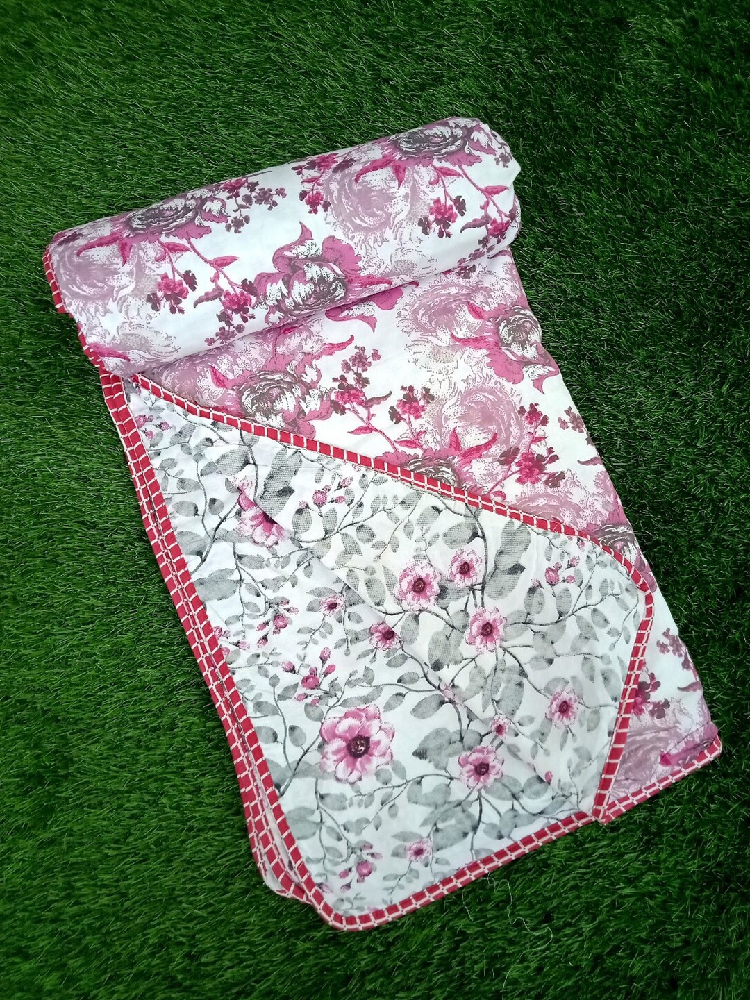 

BELLA CASA Unisex White Floral Cotton Dohar Bedsheet
