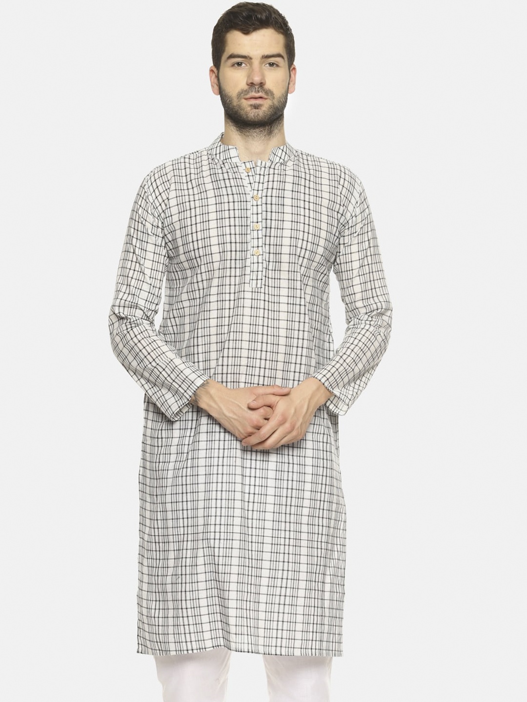 

PAROKSH Men Off White & Black Checked Handloom Kurta
