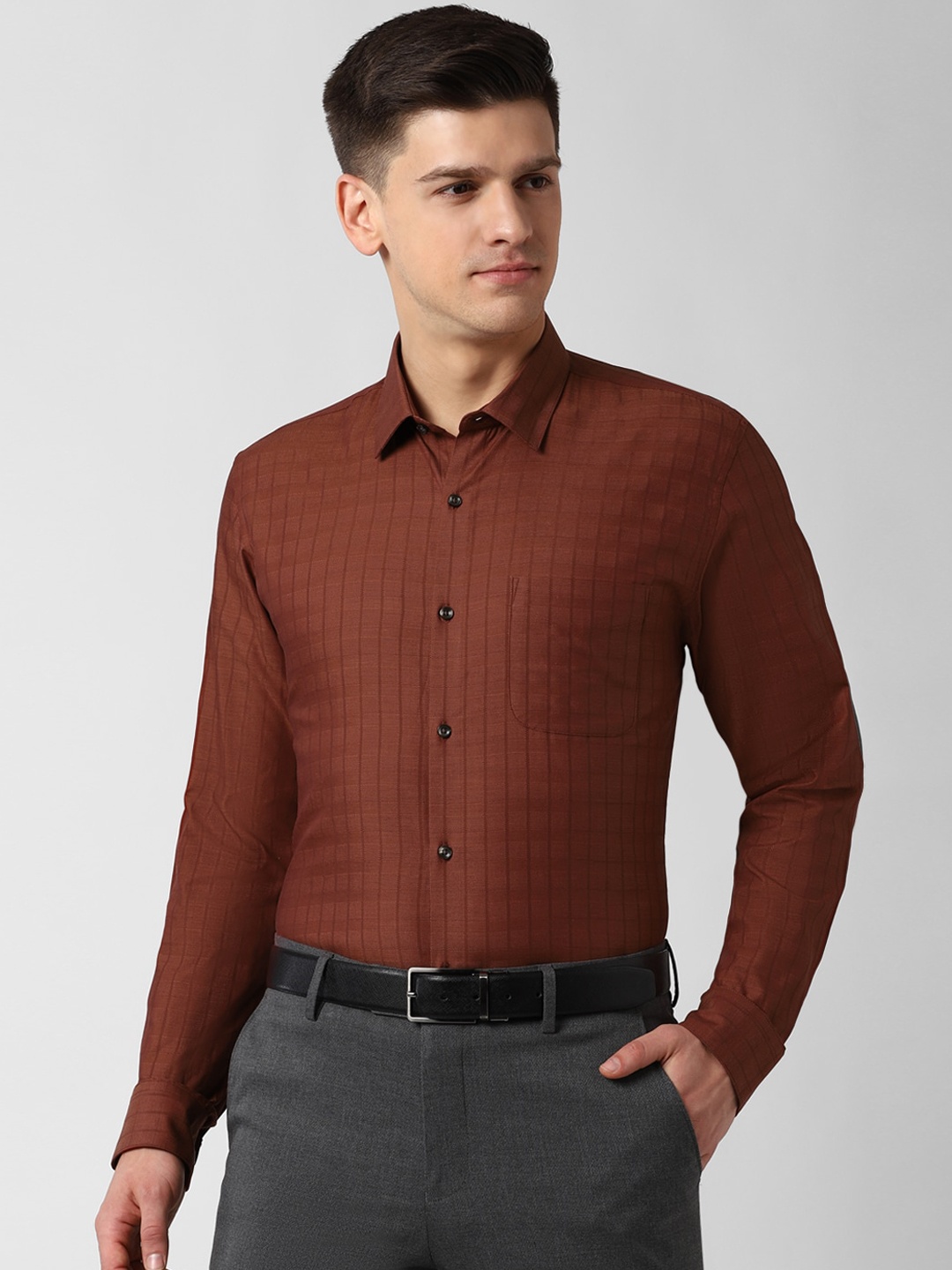 

Peter England Men Brown Slim Fit Checked Formal Shirt