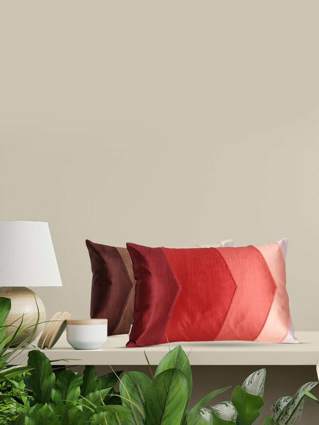 

Home Set of 2 Brown & Maroon Colourblocked Rectangle Cushion Covers
