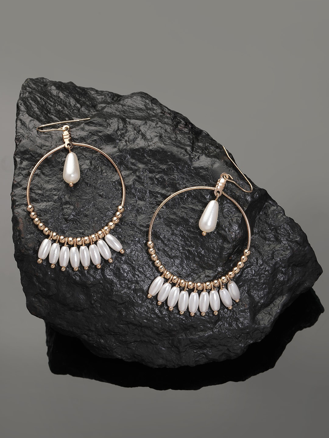 

Accessorize Off-White Contemporary Hoop Earrings