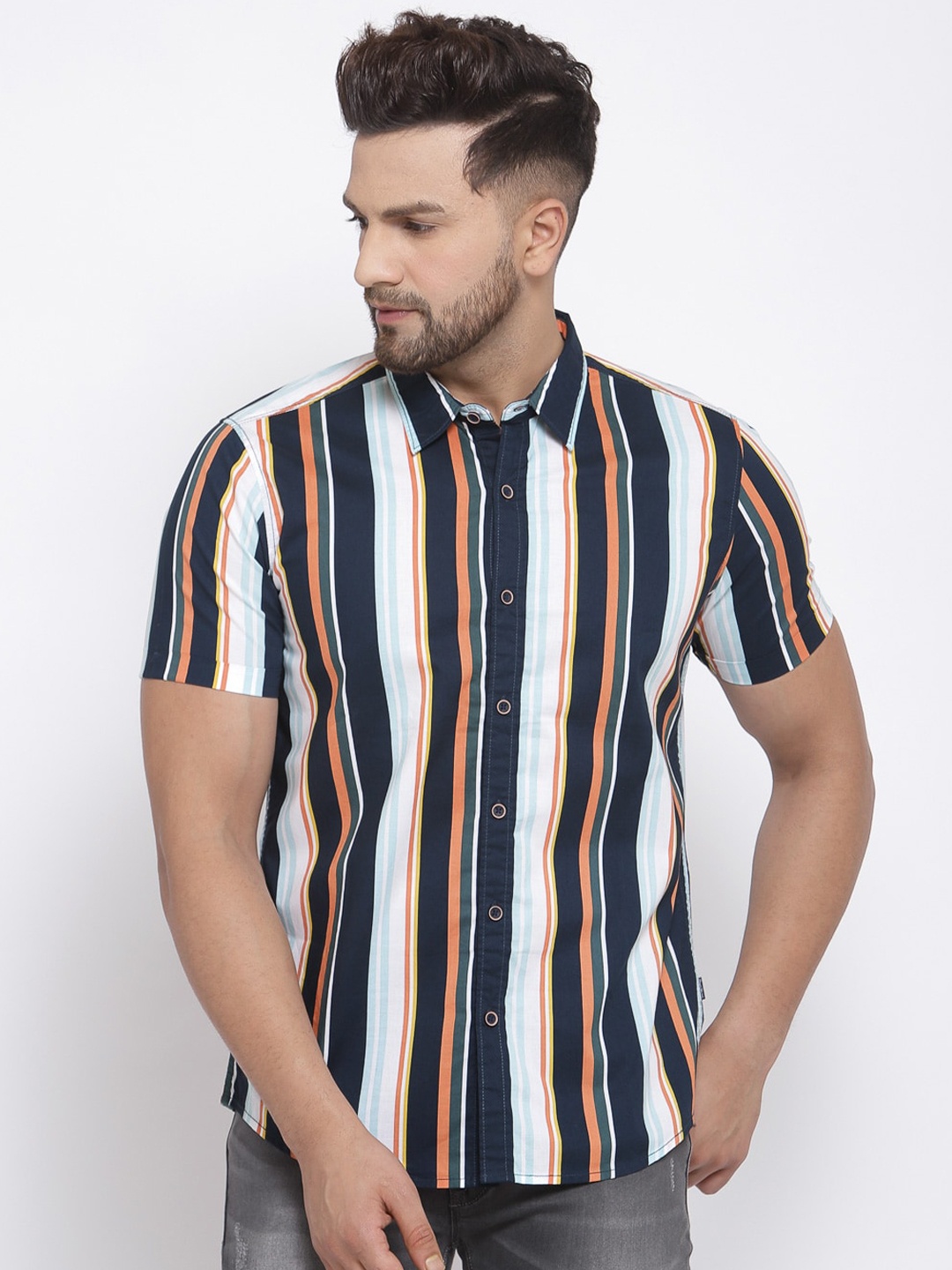 

Pepe Jeans Men White & Orange Regular Fit Striped Casual Shirt