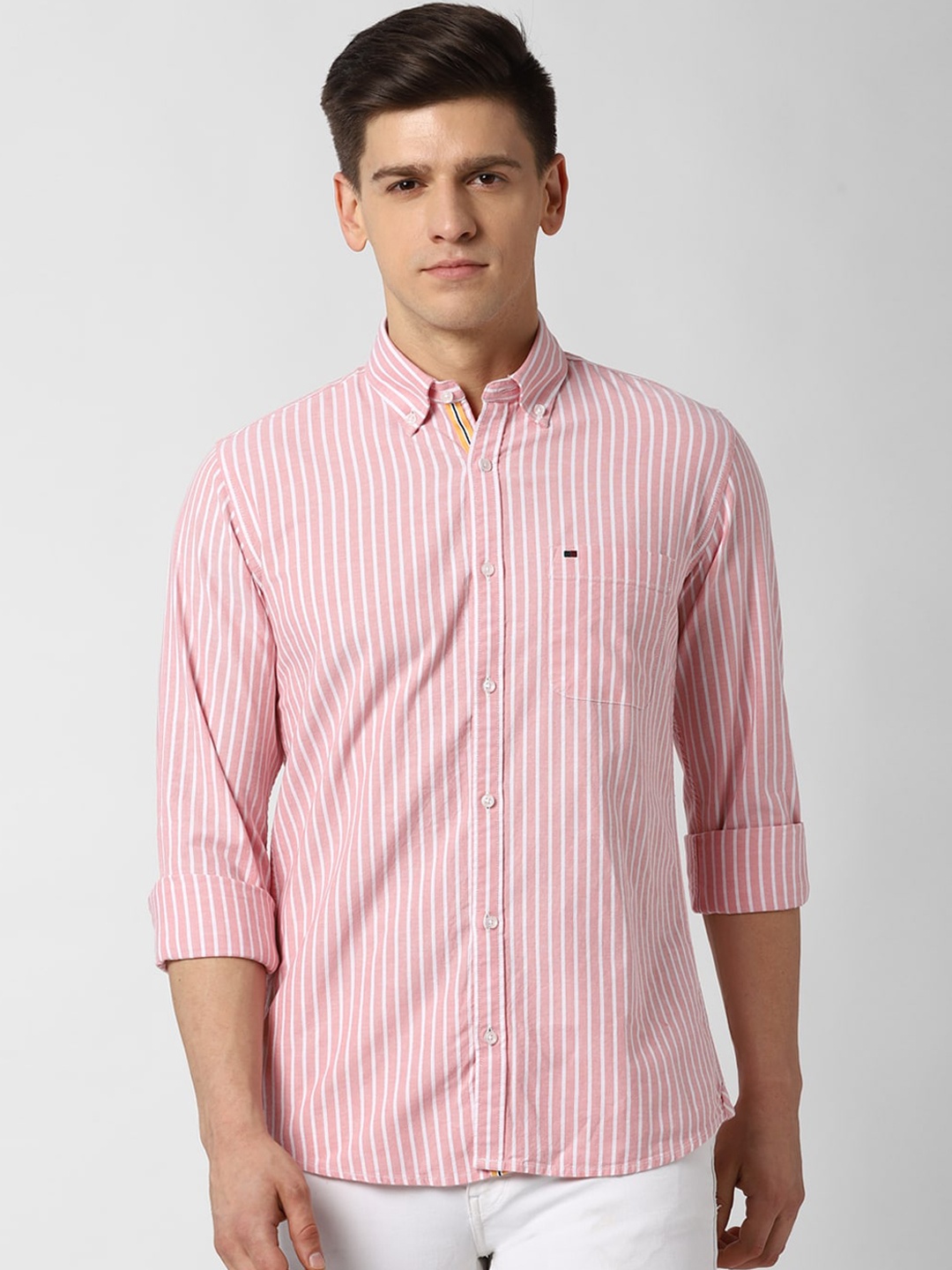

Peter England Casuals Men Pink Slim Fit Striped Casual Shirt