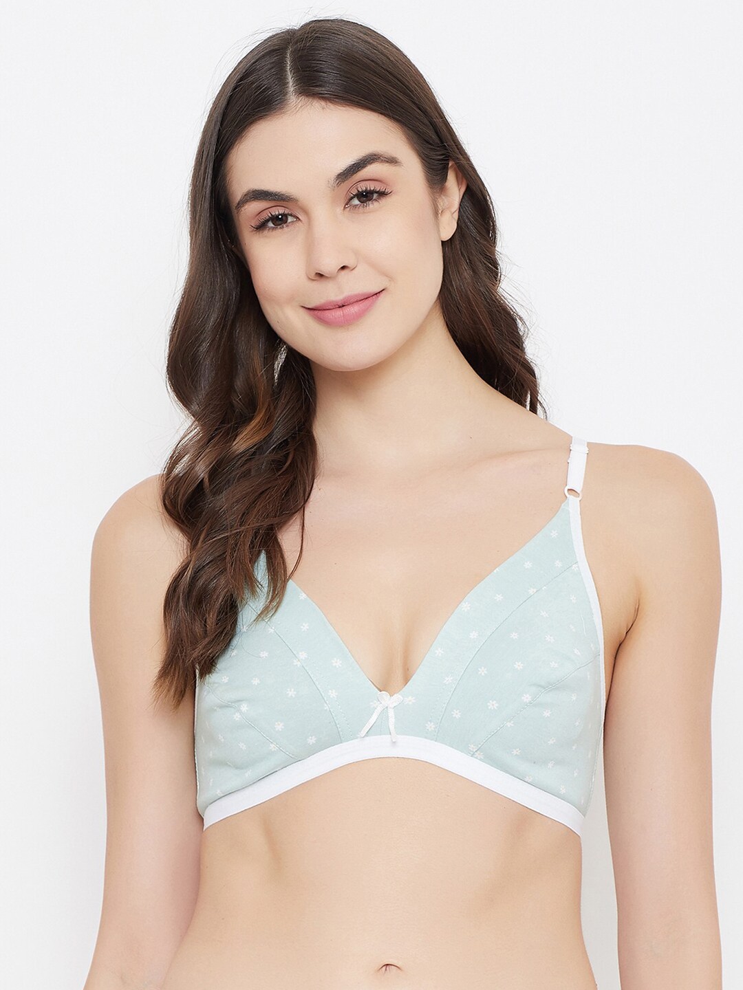 

Clovia Green & White Printed Non-Wired Non Padded Plunge Bra BR1595B1132B