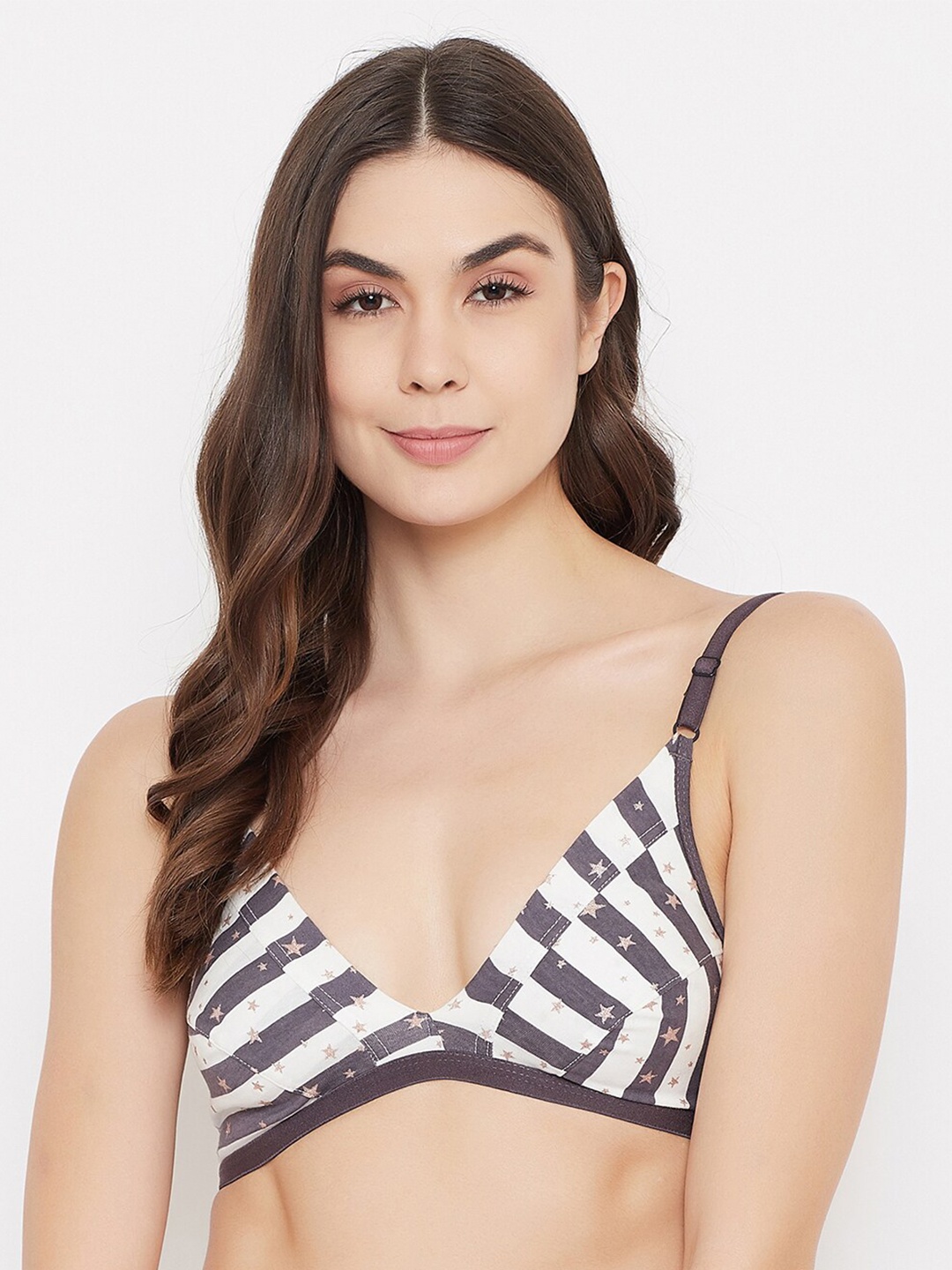 

Clovia Grey & White Printed Non-Wired Non Padded Cotton Plunge Bra BR1595W0532B