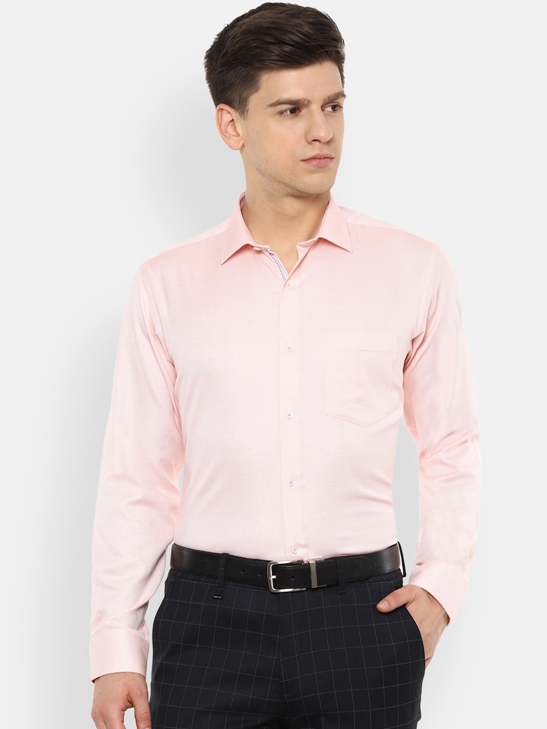 

Van Heusen Men Peach-Coloured Self Design Pure Cotton Formal Shirt