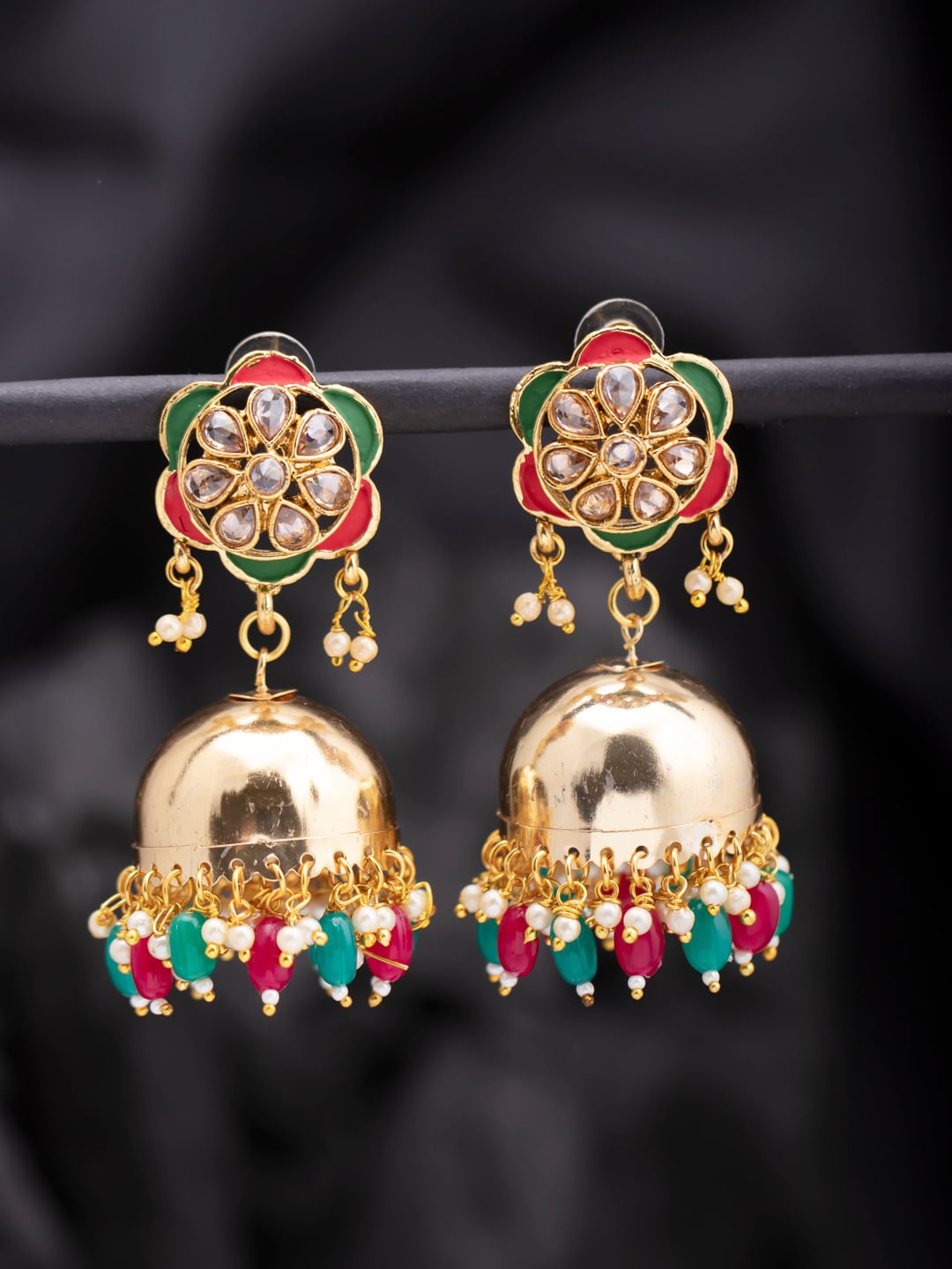 

Sukkhi Gold-Toned & Maroon Contemporary Jhumkas