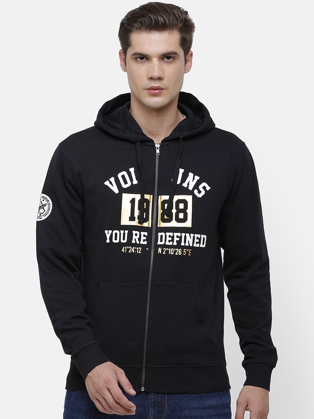 

Voi Jeans Men Black & White Printed Hooded Sweatshirt