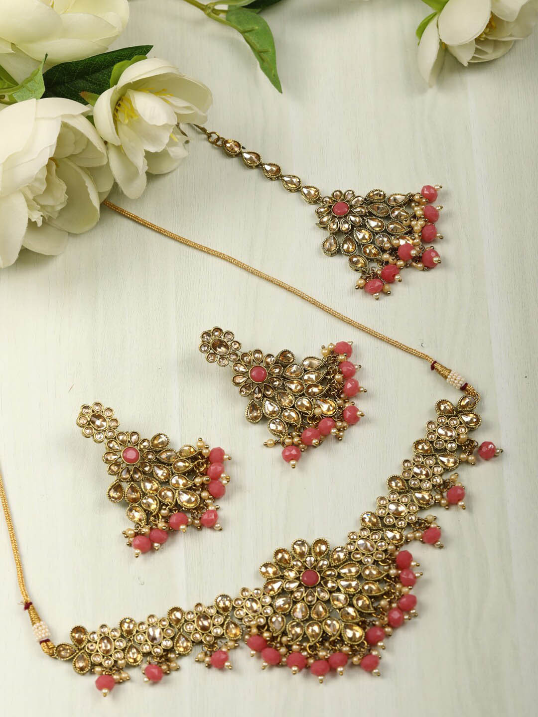 

Priyaasi Pink Gold-Plated Kundan-Studded & Beaded Handcrafted Jewellery Set