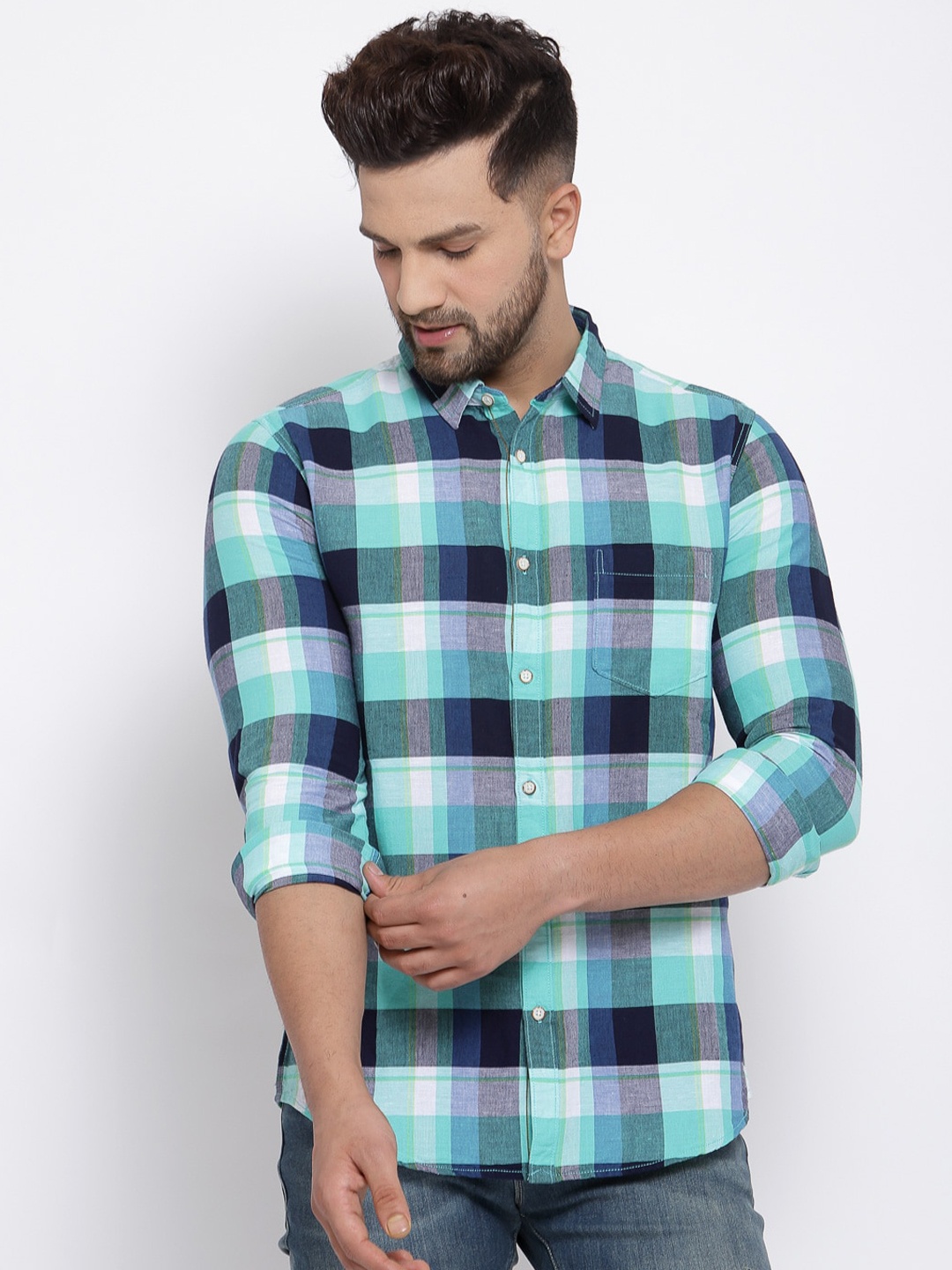 

Pepe Jeans Men Green & White Regular Fit Checked Casual Shirt