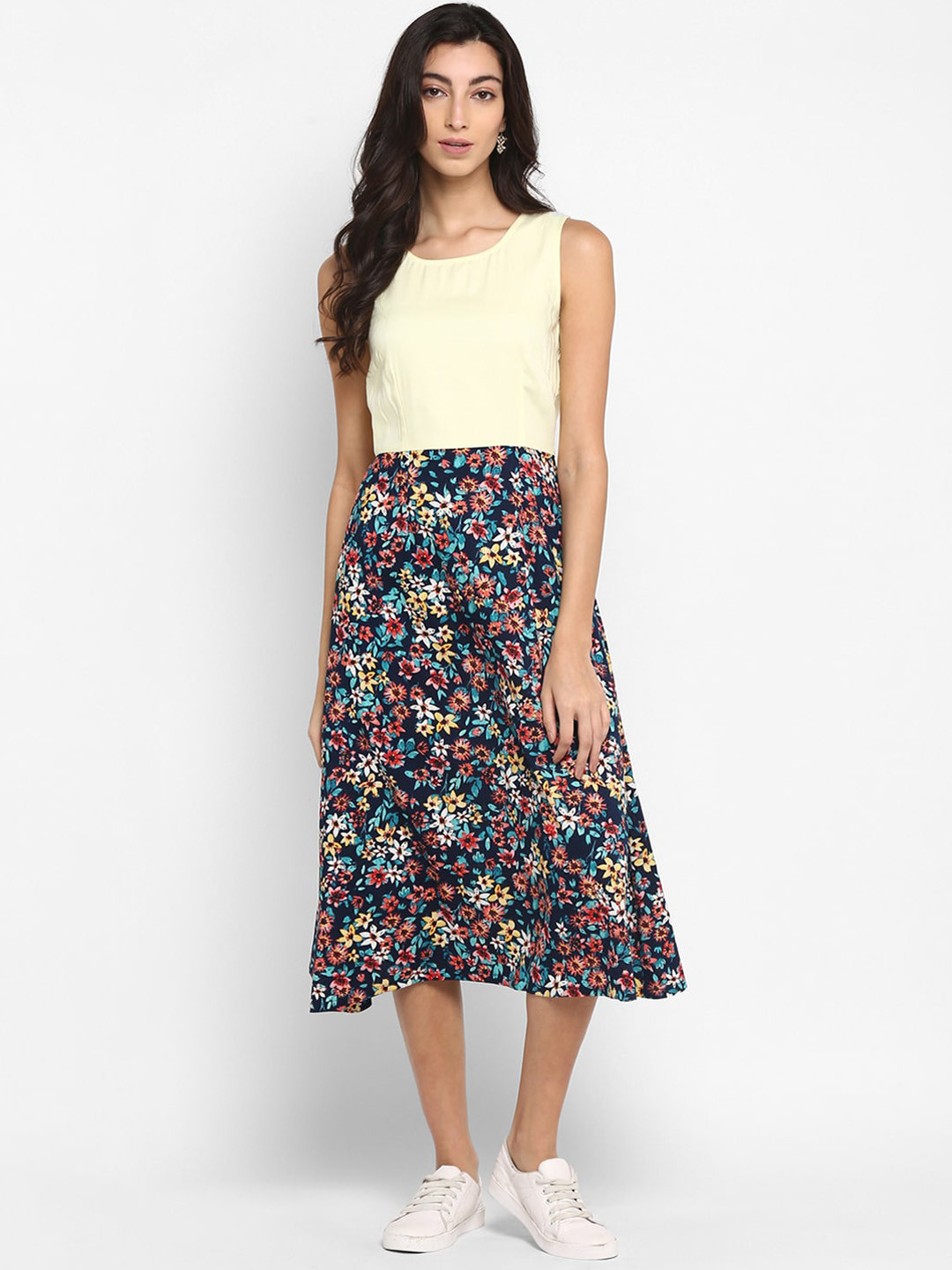 

DEEBACO Multicoloured Floral Midi Dress, Multi