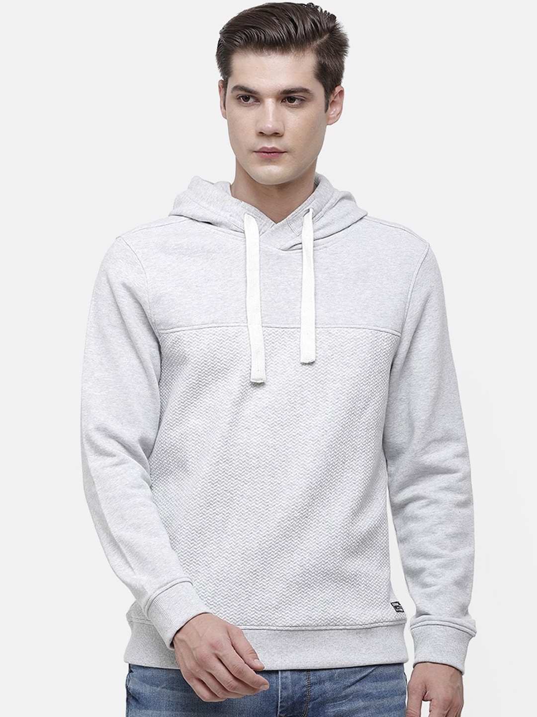 

Voi Jeans Men Grey Solid Hooded Sweatshirt