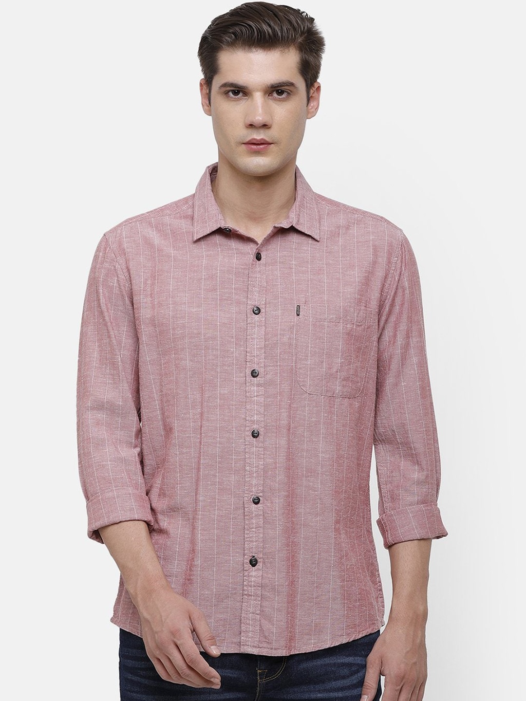 

Voi Jeans Men Pink Slim Fit Solid Casual Shirt