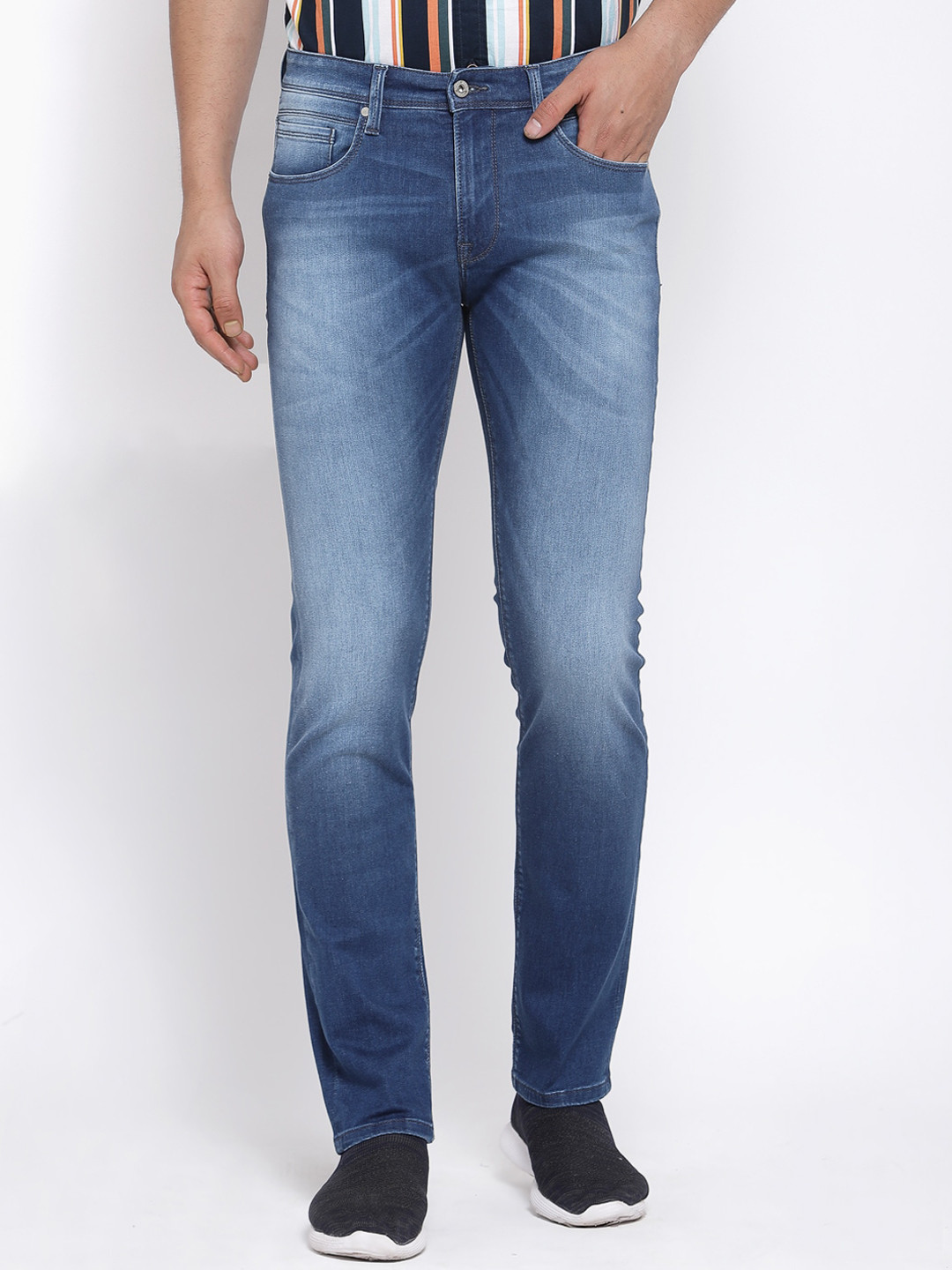 

Pepe Jeans Men Blue Slim Fit Heavy Stretchable Fade Jeans