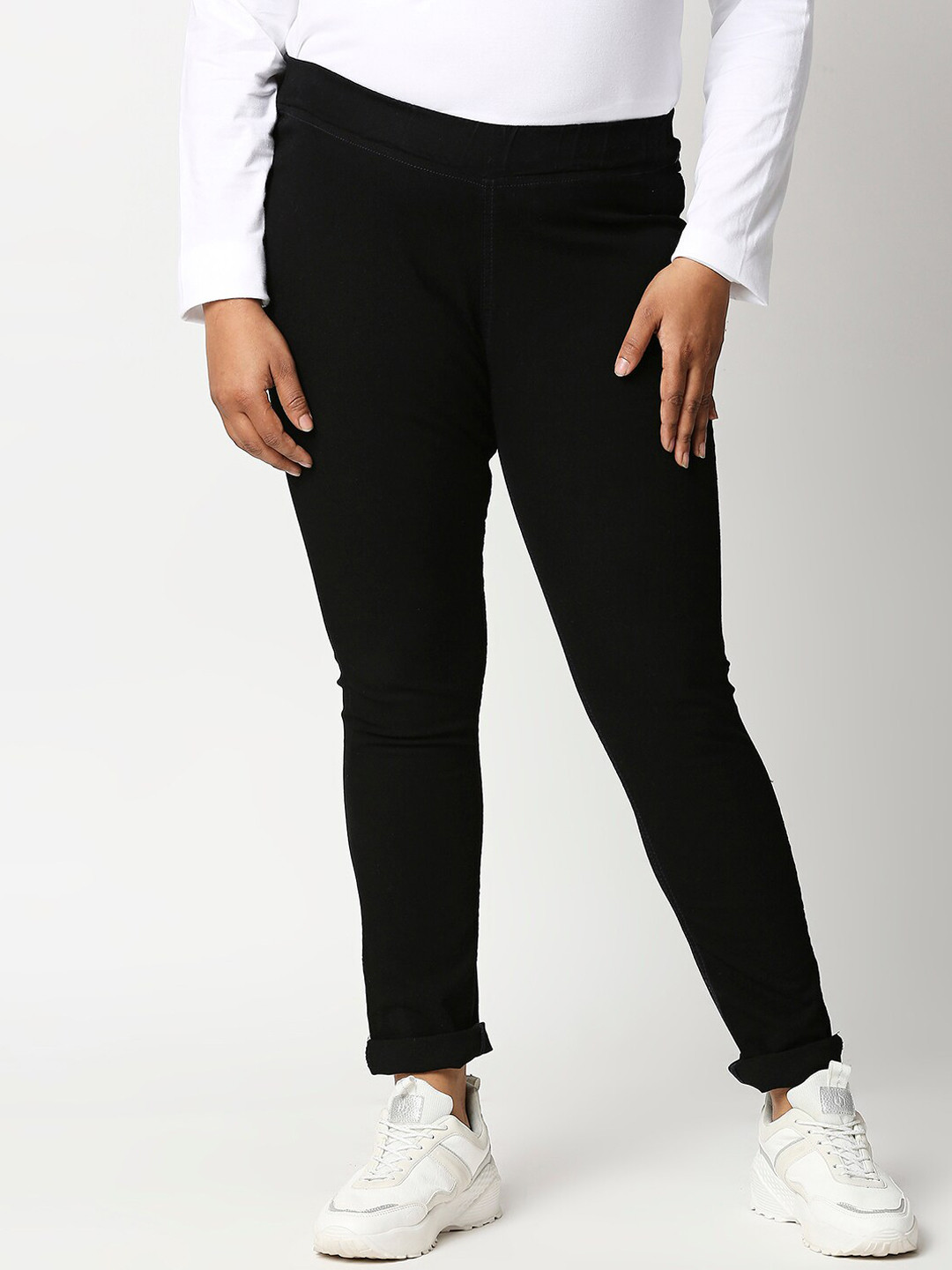 

ZUSH Women Plus Size Black Solid Denim Jeggings