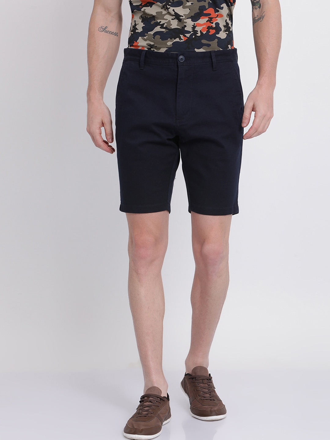 

t-base Men Navy Blue Solid Slim Fit Chino Shorts