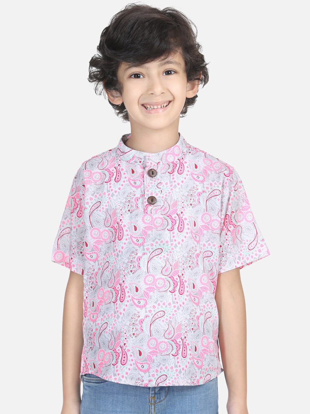 

Cutiekins Boys White Printed Mandarin Collar Cotton T-shirt