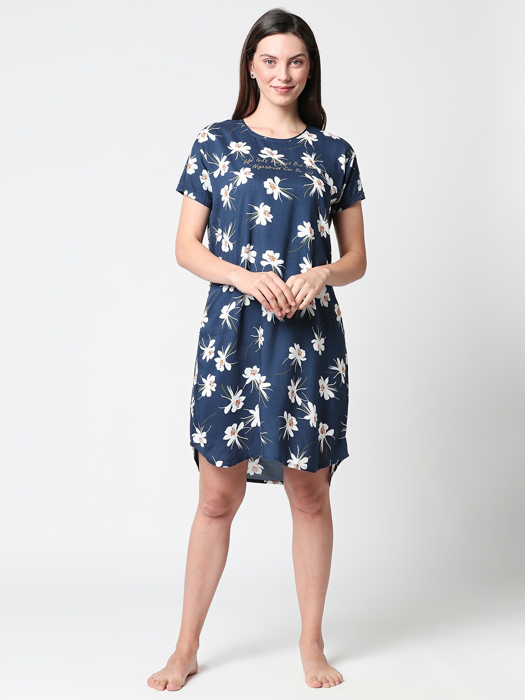 

Zeyo Navy Blue & White Printed Sleepshirt