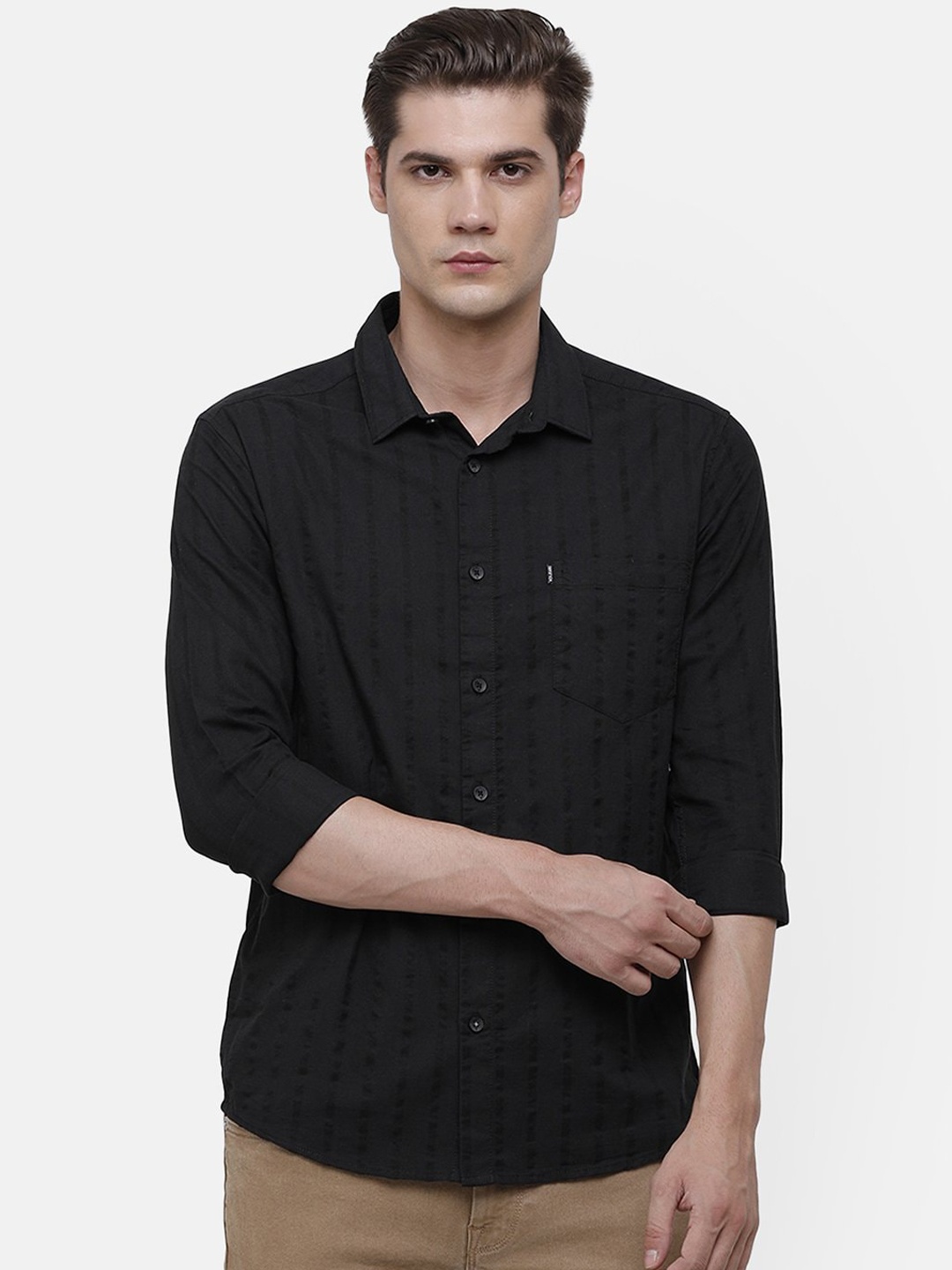 Voi Jeans Men Black Slim Fit Checked Casual Shirt